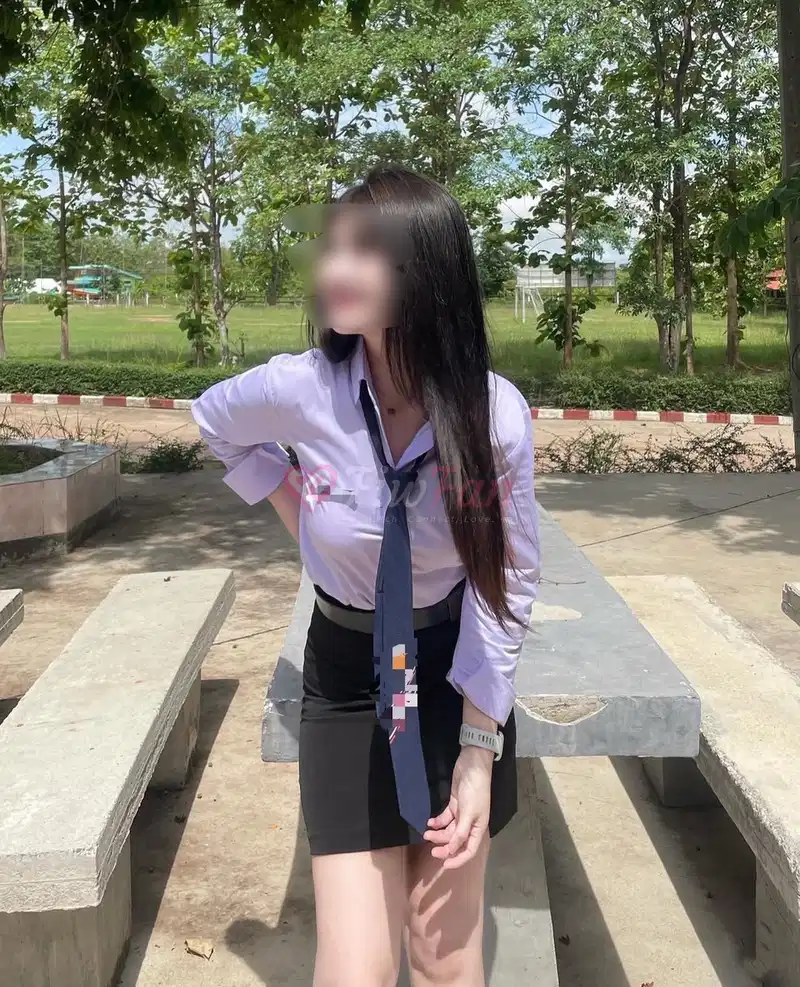 เฟิร์ส - ไซด์ไลน์ - 69b6366b59b65_IMG_1849 - fiwfans