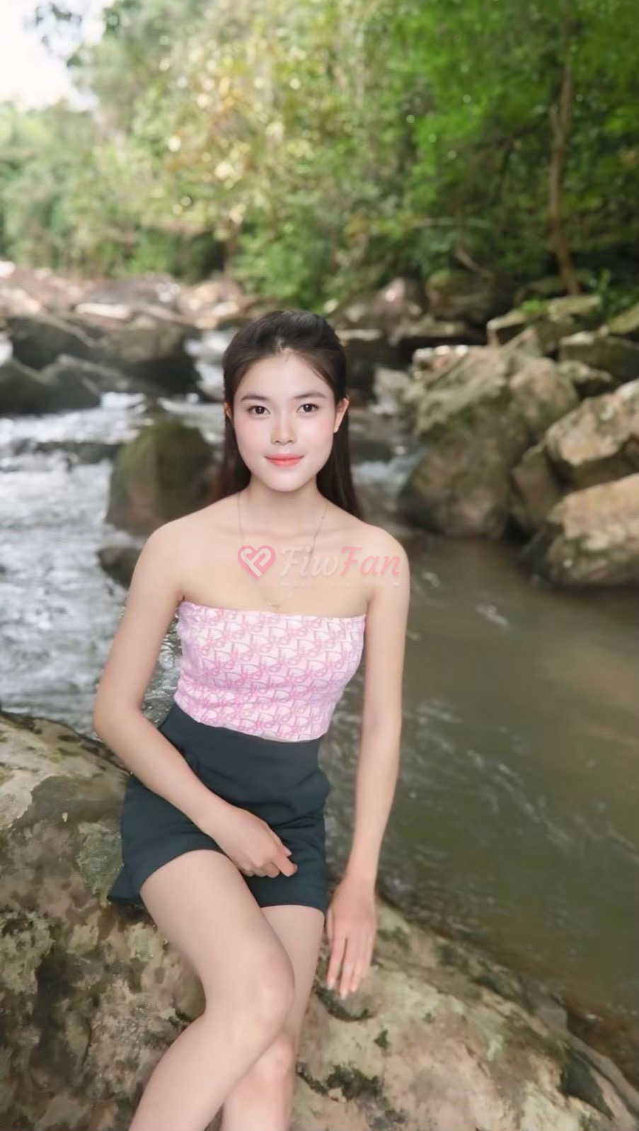 เต้ย - ไซด์ไลน์ - 69ce4fe7b2e3b_ED2E6916-9760-46BD-A8D9-AD3565BBA2B7 - fiwfans