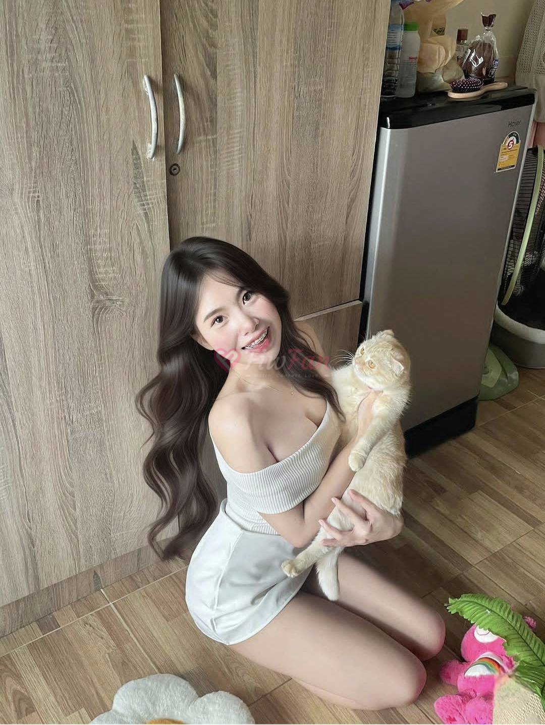 ยี่หวา - ไซด์ไลน์ - 69d25b37c5d99_1000026386 - fiwfans