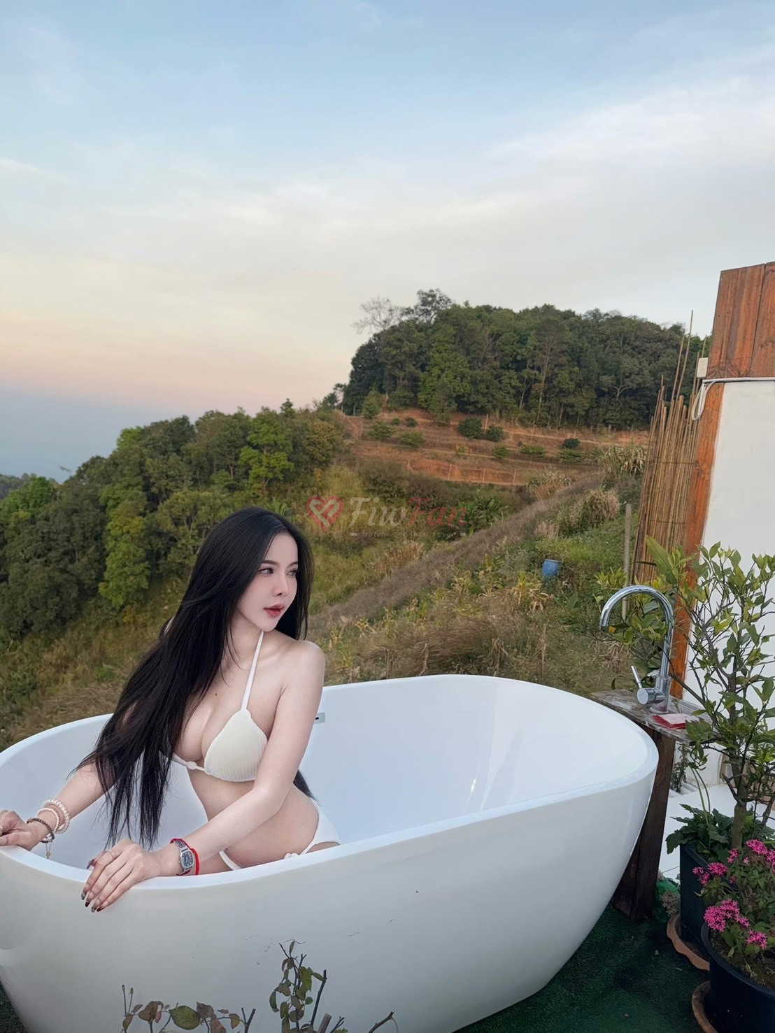 เลอา - ไซด์ไลน์ - 69f5ac5ae5619_IMG_5377 - fiwfans