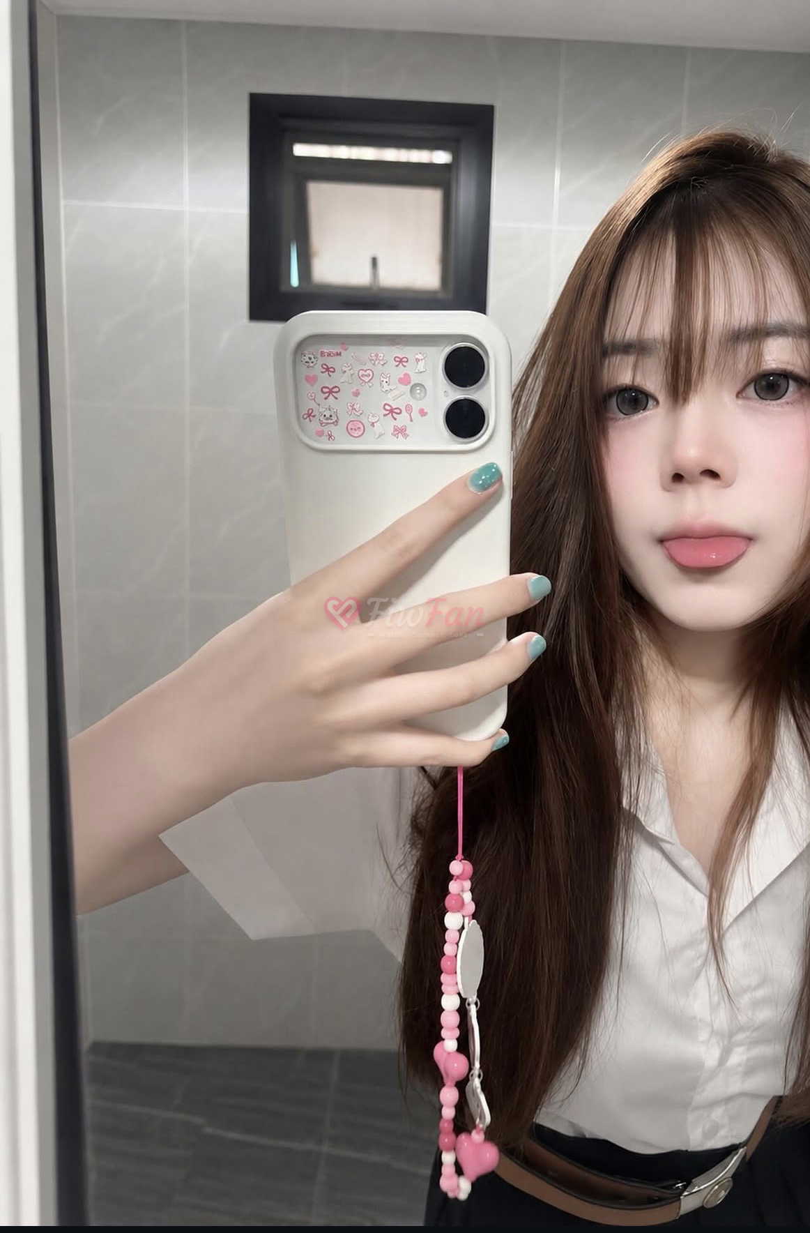 ฟางฟาง - ไซด์ไลน์ - 6a0199390c4fa_IMG_4176 - fiwfans