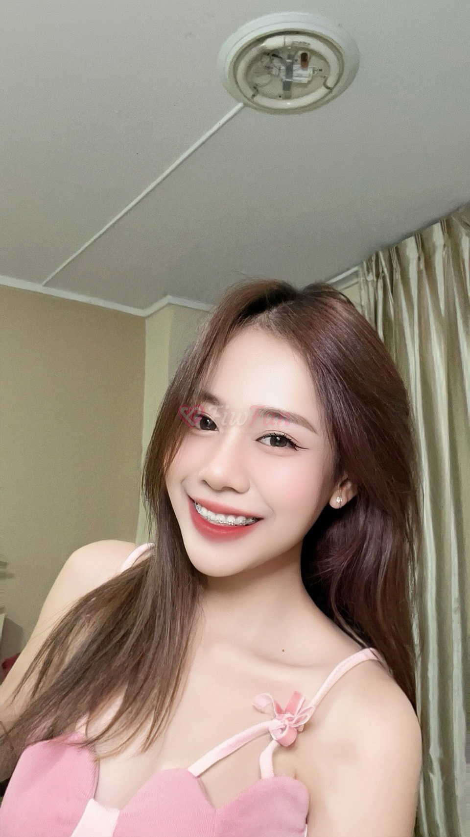 รูมิ - ไซด์ไลน์ - 6a02a8d38585a_S__92274692_0 - fiwfans