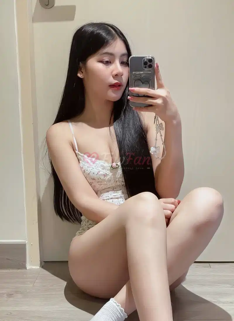 เดือน - ไซด์ไลน์ - 6a0429b690e7b_IMG_9589 - fiwfans