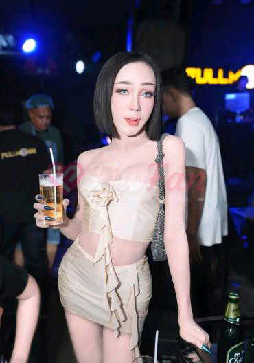 เอมิ - ไซด์ไลน์ - 6a09f94f4489c_IMG_20260517_225518_810 - fiwfans