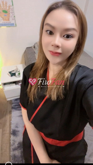 พลอย - ไซด์ไลน์ - 6a1156e29e93b_1000027811 - fiwfans