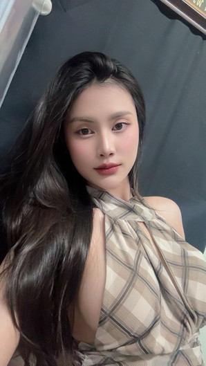 ลิลี่ - ไซด์ไลน์ - 6a1527c39ed49_141326D3-C77C-4E0C-AA8A-F3DCB7FC5292 - fiwfans