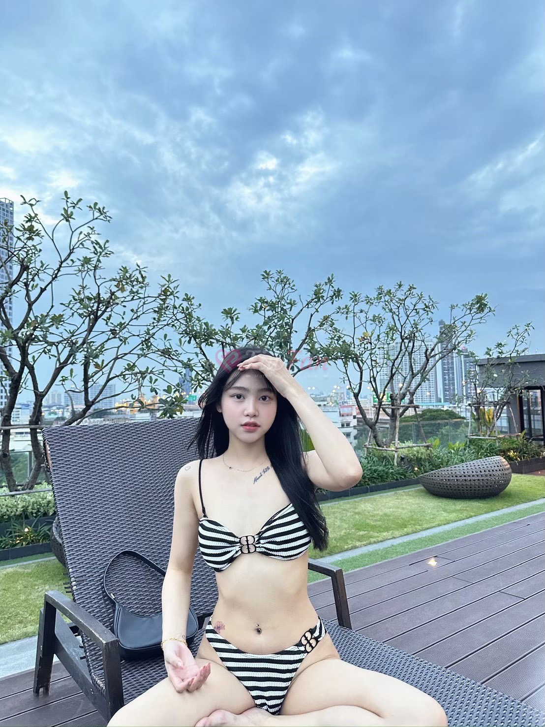 หมิง - ไซด์ไลน์ - 6a171aa20a9c7_E22DA7EC-A86D-4F3D-AD1A-84B74D1CE2D5 - fiwfans