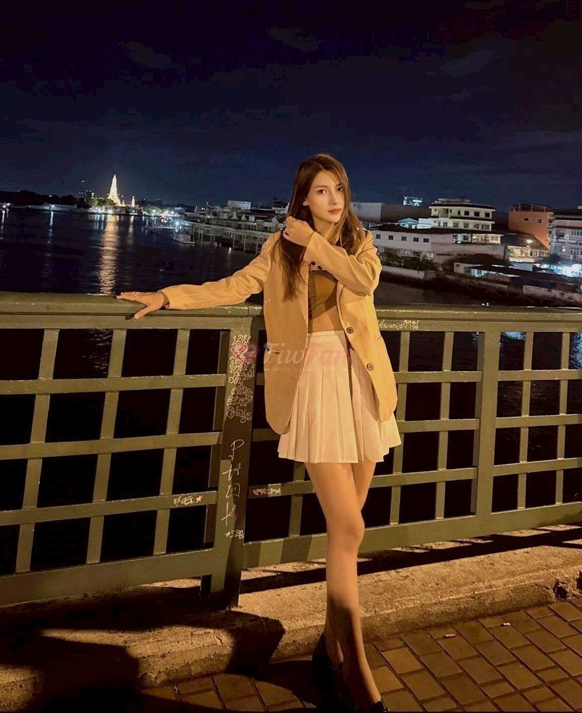 จัสมิน - ไซด์ไลน์ - 6a17afedd7319_1000085936 - fiwfans