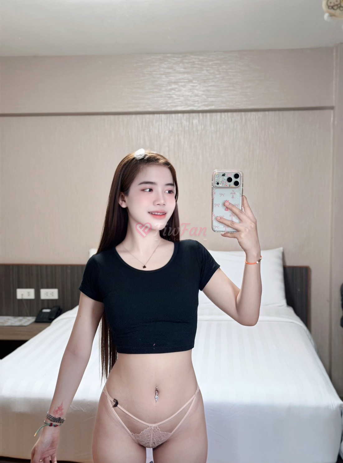 ไออุ่น - ไซด์ไลน์ - 6a1ec8ad65ee3_6178E91B-CA72-4C07-B72C-BCA8D7FFE9BD - fiwfans