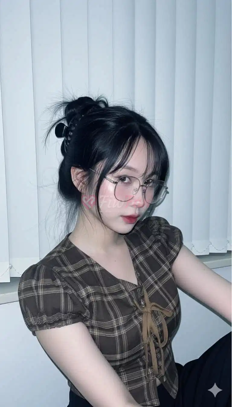 Jess - ไซด์ไลน์ - 6a2114d63c571_att - fiwfans