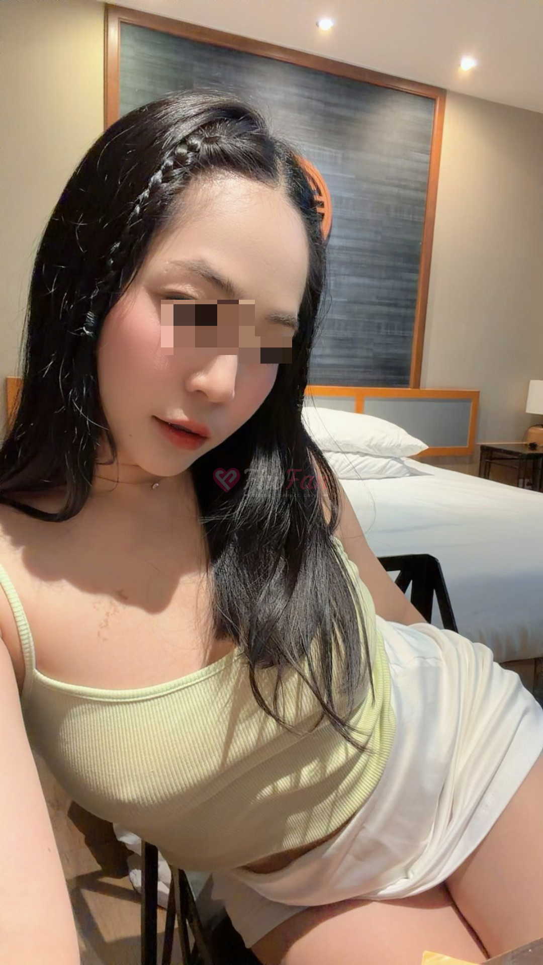 มิ้น - ไซด์ไลน์ - 6a215f3b8e1b8_1776938341039 - fiwfans