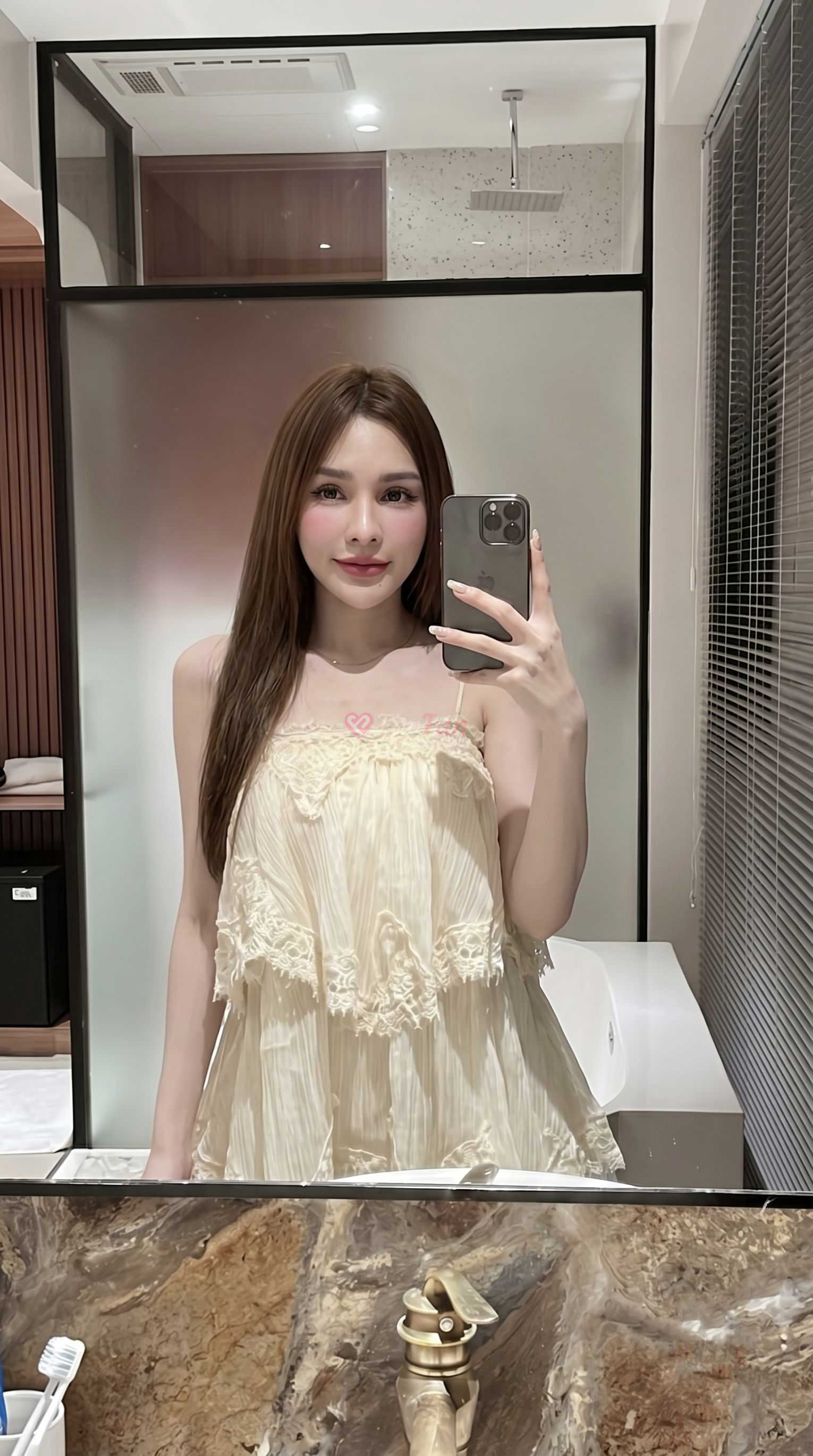ANny กิ่งแก้ว - ไซด์ไลน์ - 6a29629bd02db_1000040387 - fiwfans