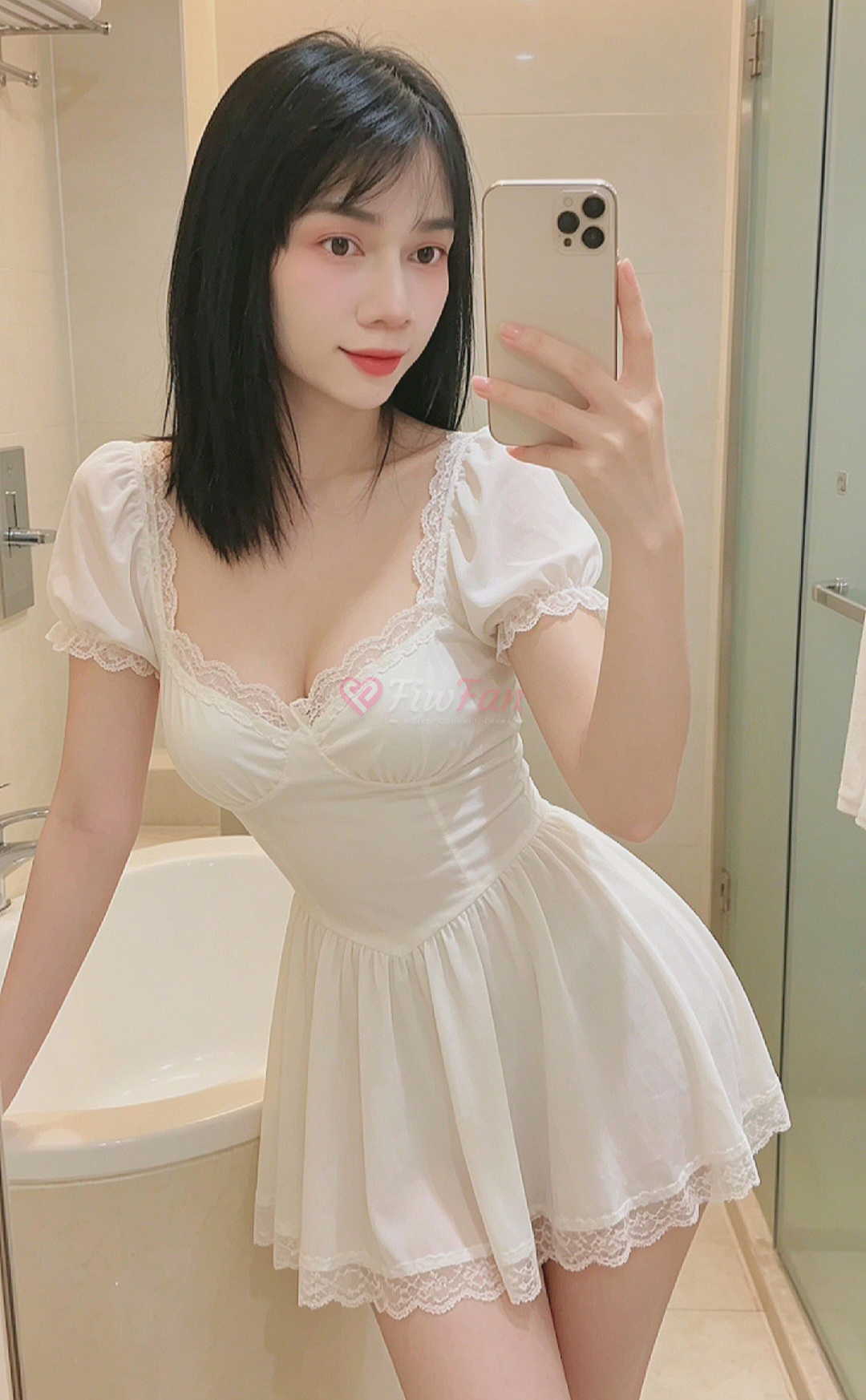 จีน่า สาวสอง - ไซด์ไลน์ - 6a256aca1c96a_12572 - fiwfans