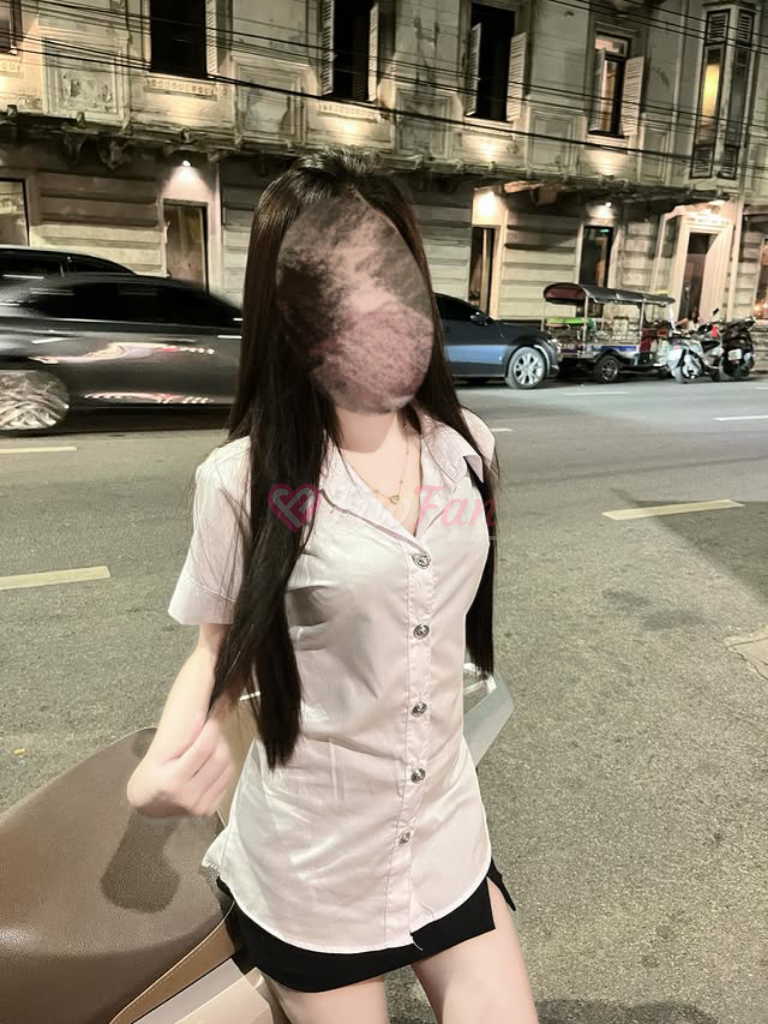 Me.Li - ไซด์ไลน์ - 6a303486f2f67_MEITU_20260616_001433955 - fiwfans