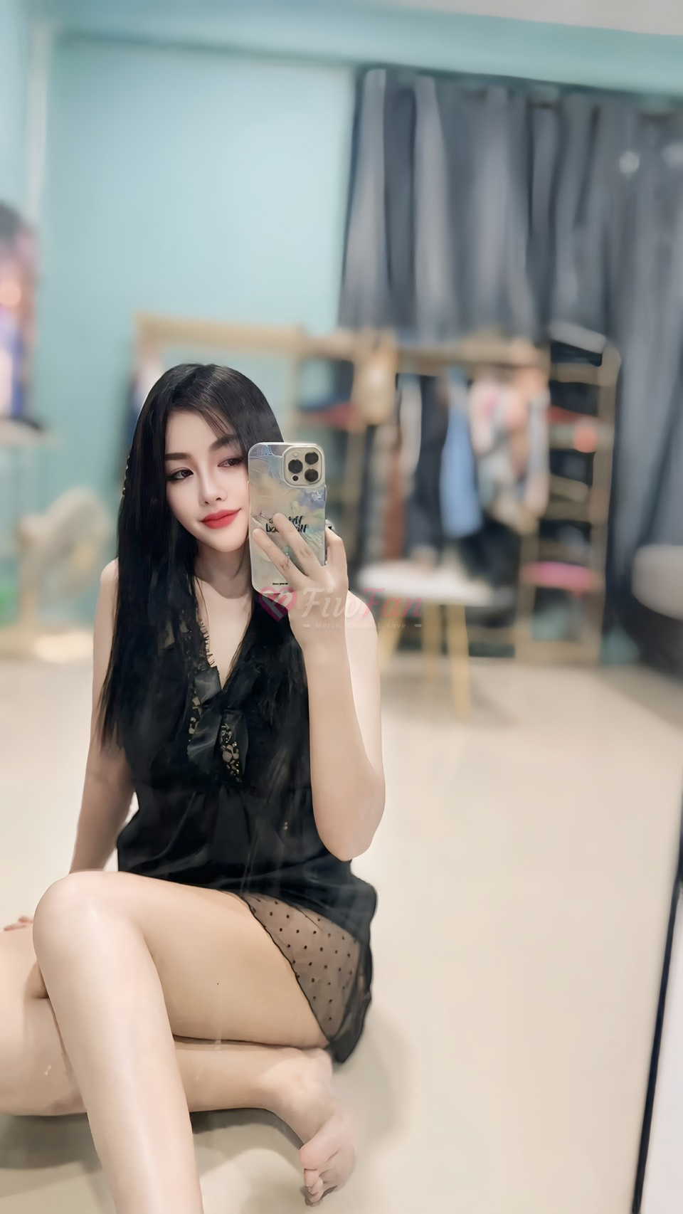 เมลิน่า - ไซด์ไลน์ - 6a3231aa79f2f_S__94674948_0 - fiwfans