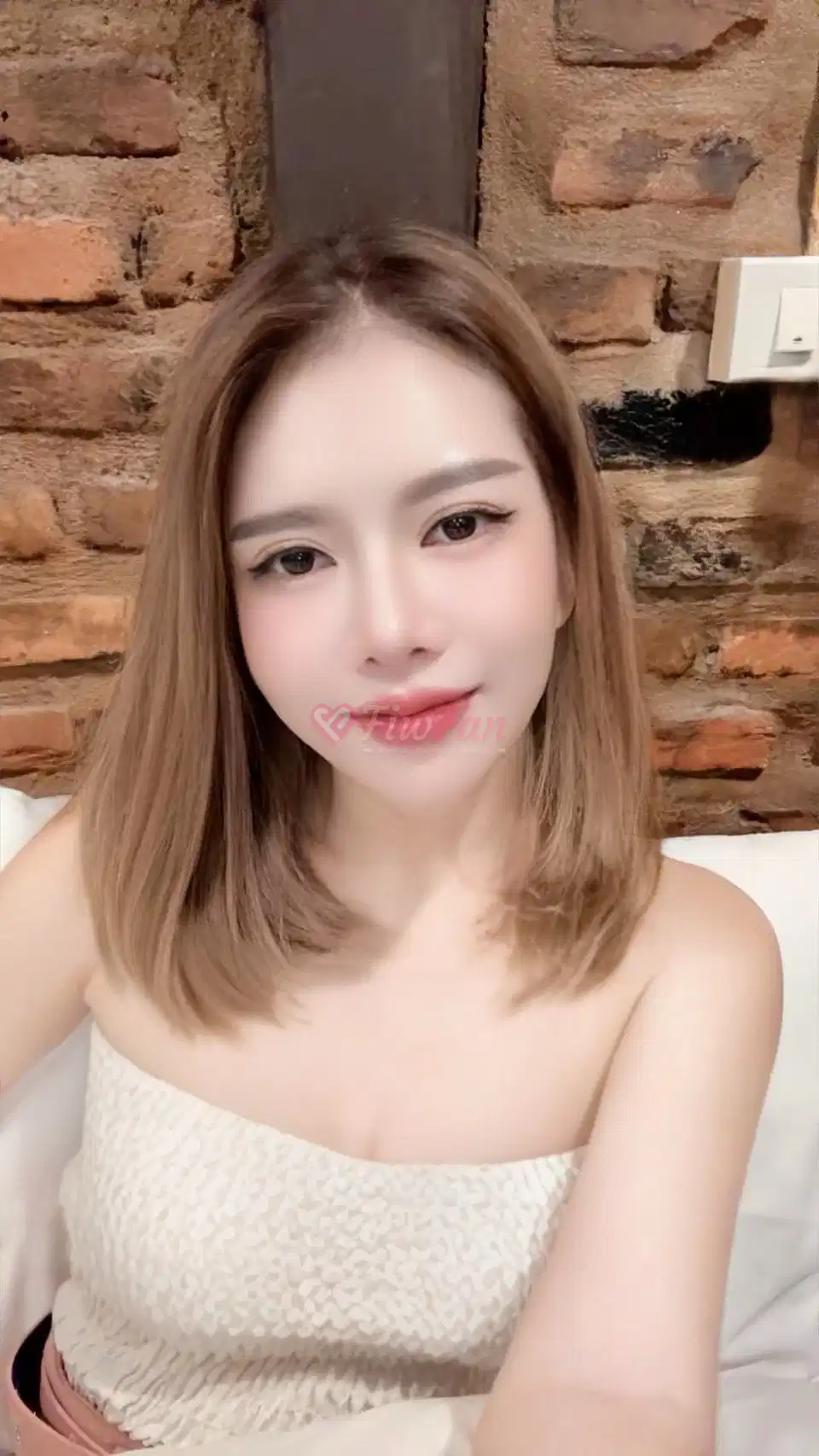 แซนดร้า - ไซด์ไลน์ - 6a3635db2bd60_S__94953475_0 - fiwfans