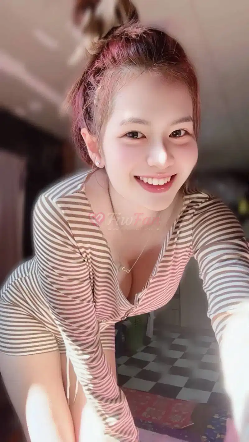 ปอเซ่ - ไซด์ไลน์ - 6a38e7cf2fd03_201039_0 - fiwfans