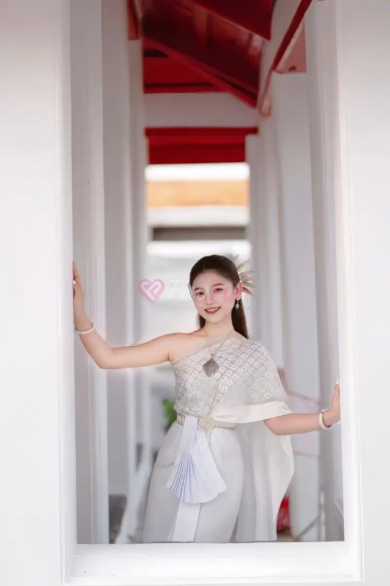 เกล - ไซด์ไลน์ - 6a3d6d05b5326_S__95395859_0 - fiwfans