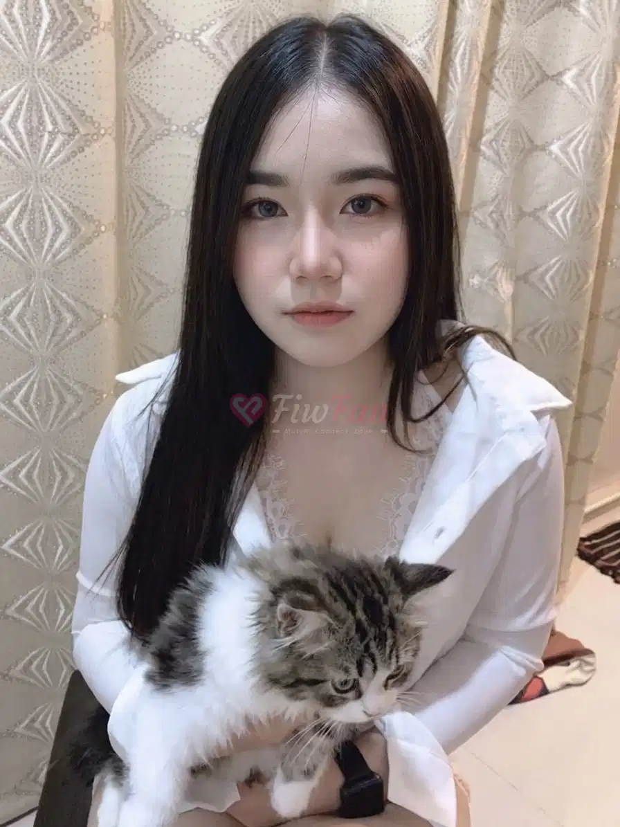 พลอย พลอย - ไซด์ไลน์ - 6a404fb82cd14_IMG_5604 - fiwfans