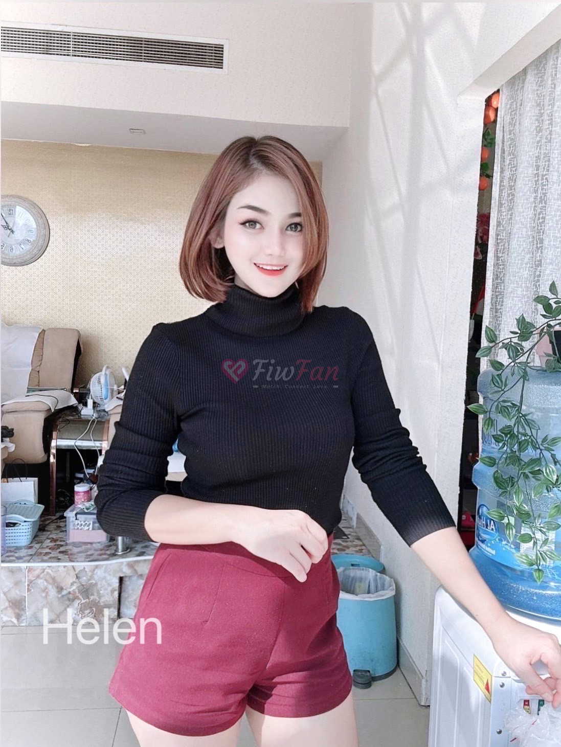 เฮเลน - ไซด์ไลน์ - 6a4a2f685143f_IMG_7062 - fiwfans