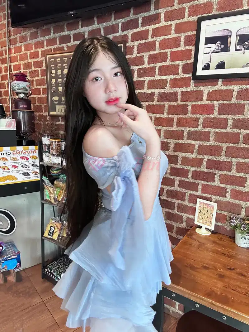 น้อง เอ - ไซด์ไลน์ - 6a4a459552140_1000009441 - fiwfans