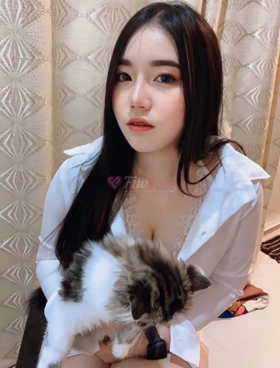 พลอย จิ - ไซด์ไลน์ - 6a404fb82cd14_IMG_5604 - fiwfans