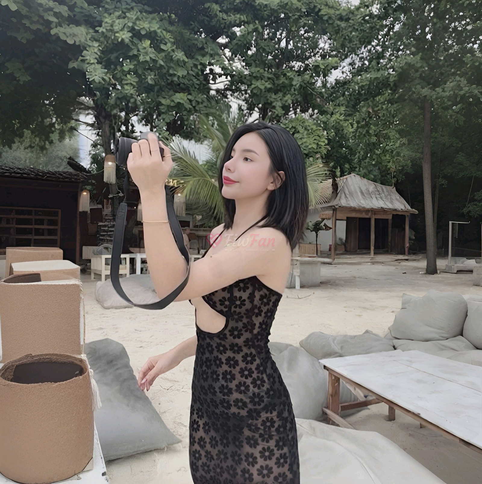 แพรว - ไซด์ไลน์ - 6a4c720738a5e_1000013050 - fiwfans