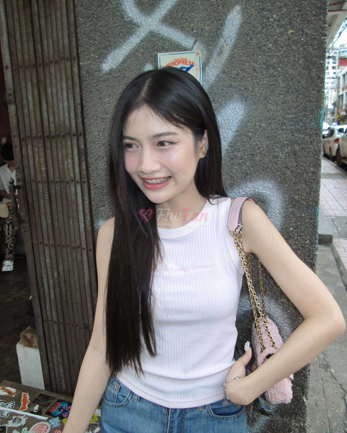 ลีน่า - ไซด์ไลน์ - 69edd98e72b37_IMG_2512 - fiwfans