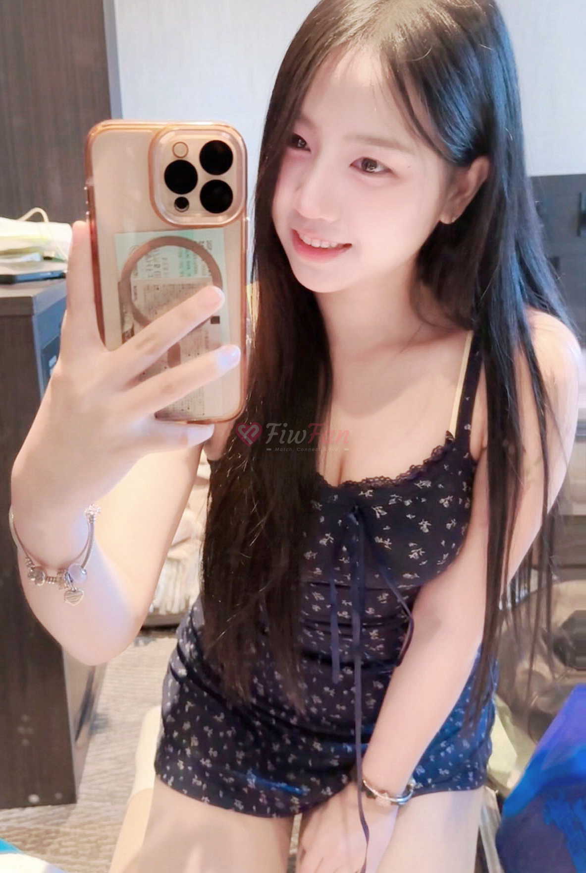 น้อง หมิว - ไซด์ไลน์ - 6a4e34fb834fe_1000038011 - fiwfans