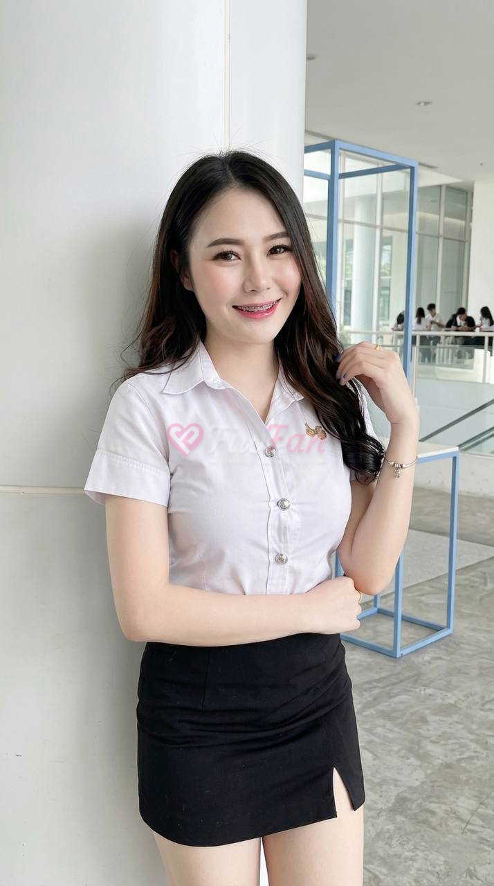 มิวมิว - ไซด์ไลน์ - 6a4fbd6dbd11d_IMG_6615 - fiwfans