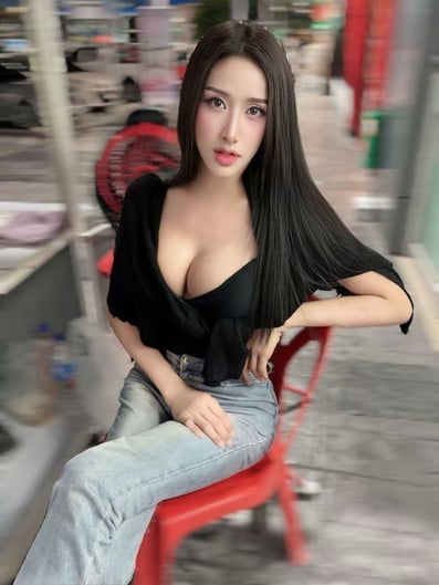 สาวสองนมงู(LadyBoy)🍼🐍 - ไซด์ไลน์ - 6a48da1239183_1000004644 - fiwfans