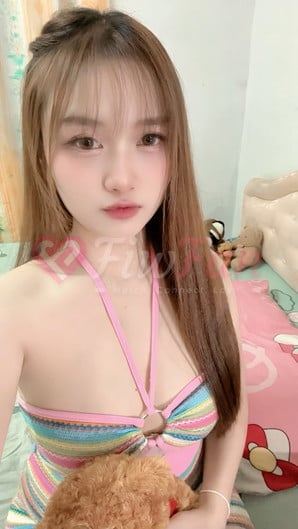 พลอย - ไซด์ไลน์ - 6a70988ca9c65_712744599_1999547254265979_7144882012203980833_n - fiwfans