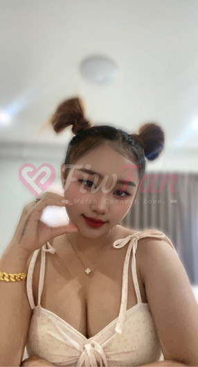 หมวย จาก fiwfan น่ารักสดใสในชุดสายเดี่ยว