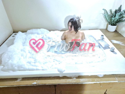 แอม สุขสวัสดิ์19 - ไซด์ไลน์ - 6a805a0b7b547_1000010194 - fiwfans