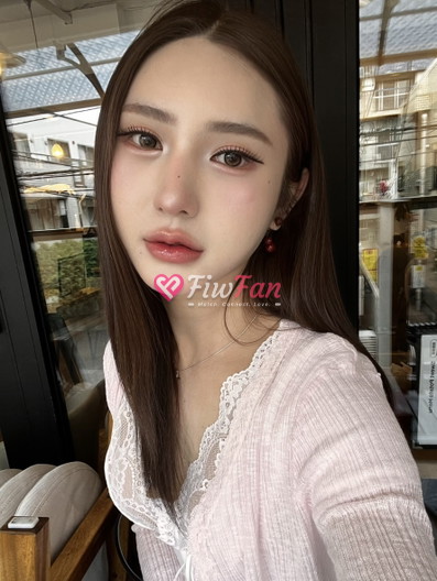 Solar Elle - ไซด์ไลน์ - 6a8086709606c_1000008269 - fiwfans