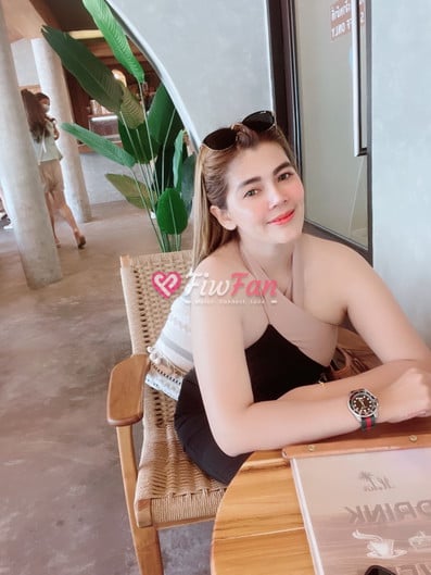 น้ำฝน - ไซด์ไลน์ - 6a8473bb6af42_line_oa_chat_260817_134419 - fiwfans