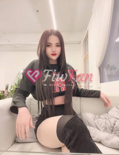 นารี สาวข้างสนาม, fiwfans, สาวน้อยในชลบุรี