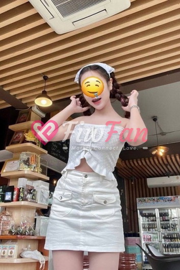 ดิสนี่ส์ fiwfan สาวไซไลลุคใสๆ กับชุดสายเดี่ยวสีขาว