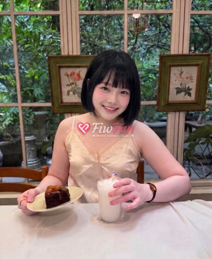 ลิลี่ - ไซด์ไลน์ - 6a8a9e634d9c6_IMG_9497 - fiwfans