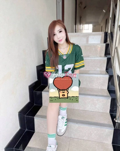 มีนา - ไซด์ไลน์ - 6a8f1e5c4a592_1787764219170 - fiwfans