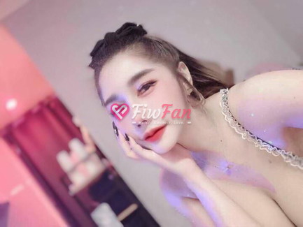 สาวรับงาน fiwfan เจลลี่ ไซไล fiwfans