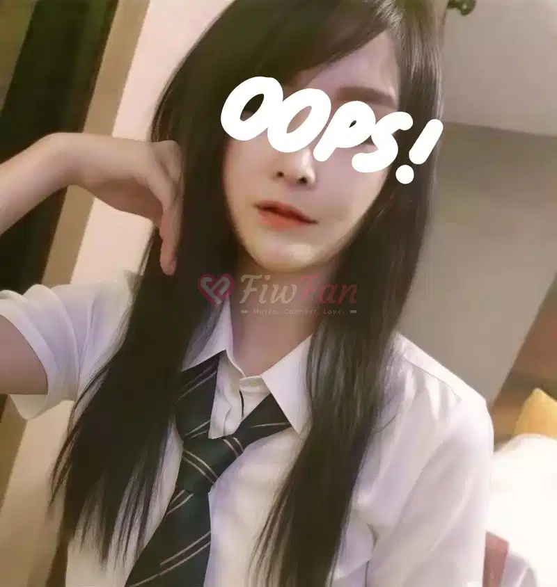 น้องฟ้า สาวไซด์ไลน์ บางนา สุดน่ารักจาก fiwfans