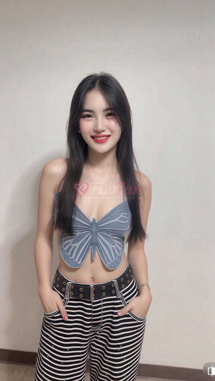 นาเนีย สาวไซด์ไลน์ fiwfan นนทบุรี เสื้อลายผีเสื้อแฟชั่น