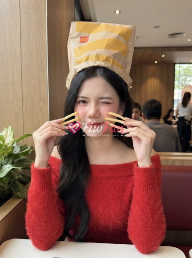 ไอวี่ Ivy - Sideline photo 5