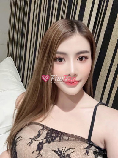 พลอย - ไซด์ไลน์ - 6acbe4c3c6f23_7207CD10-8E2C-464B-95AD-9B068977F825 - fiwfans