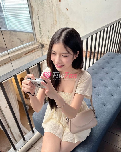 Sister Rin - Sideline photo 2