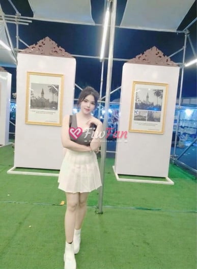 พลอยชมพู - Sideline photo 4
