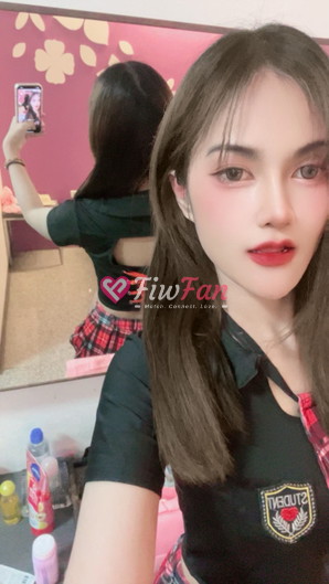 เทียร์น่า สาวข้างถนนรัชดา 17 โปรไฟล์ fiwfan สาวข้างถนนที่ฮอตและมีเสน่ห์ที่สุดในวงการ