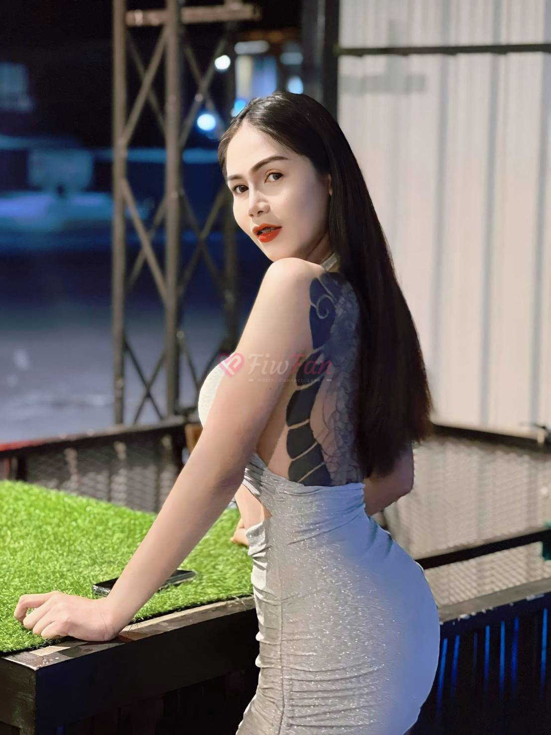 ออยลี๊ - ไซด์ไลน์ - 68b08ebd5dd5c_1756365758645 - fiwfans