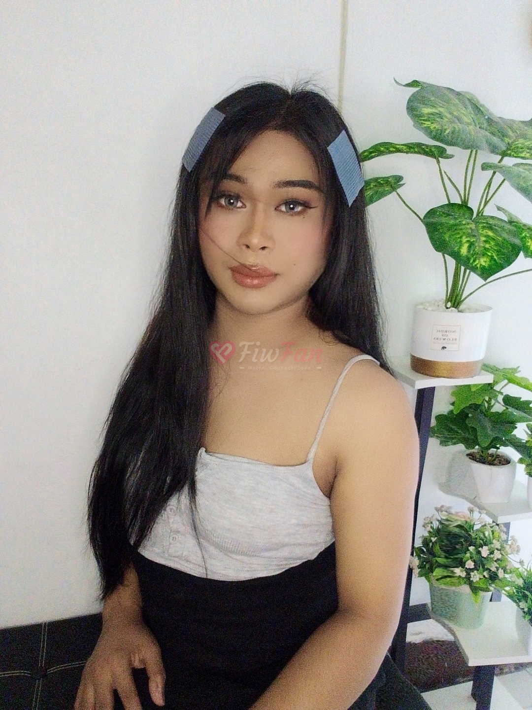 ใบเตย สาวสอง ladyboy - ไซด์ไลน์ - 68d84423b8dda_1000003805 - fiwfans